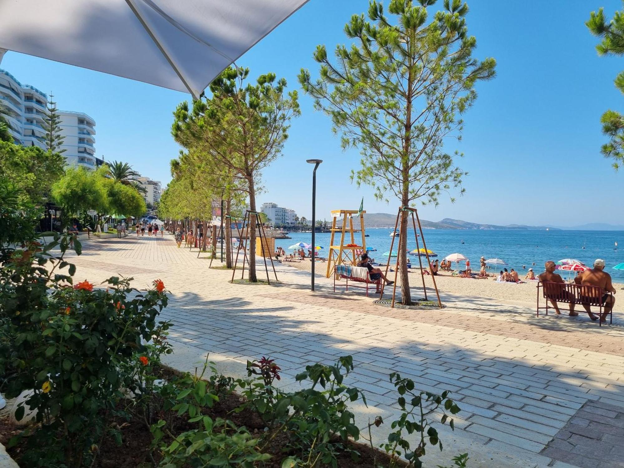 Happy Stay Eri Sarandë 외부 사진